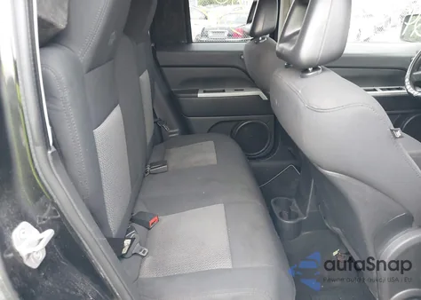 2008 Jeep Patriot Sport z USA, uszkodzony, nr VIN 1J8FF28W28D624280